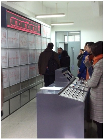 城市軌道交通列車(chē)電氣回路系統教學(xué)平臺 系統現場(chǎng)拍攝圖片