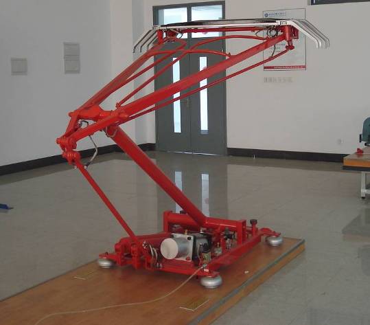 列車(chē)頂置式受電弓