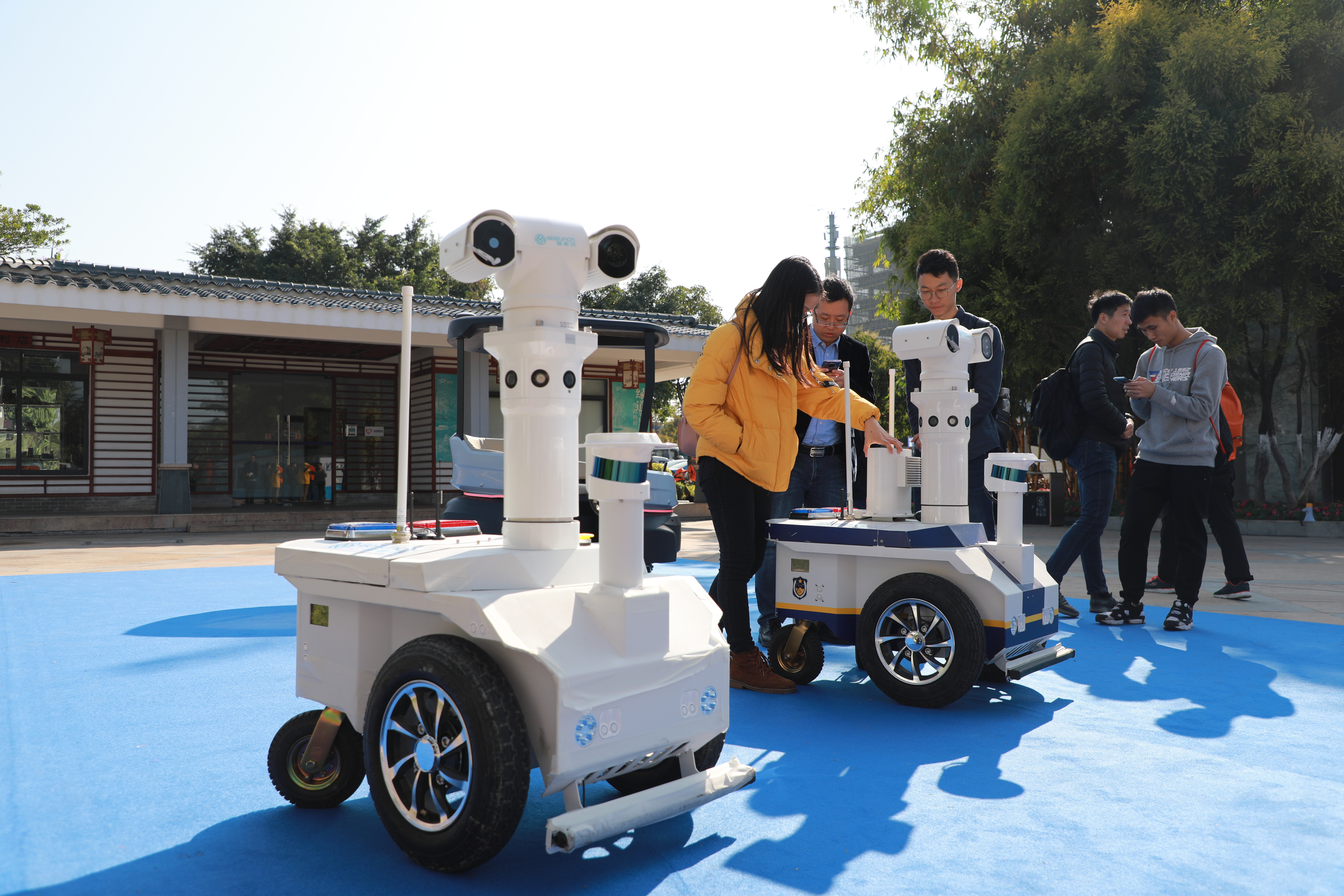 智能網(wǎng)聯(lián)車(chē)實(shí)訓教具